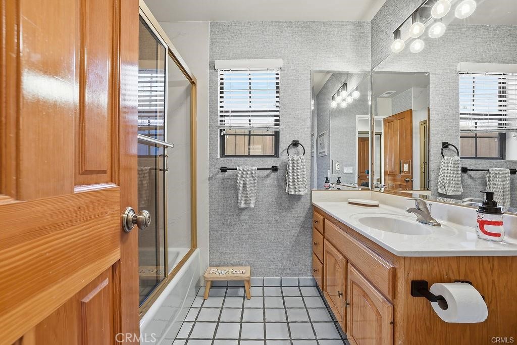 3427 W 187th Street Property Photo 46