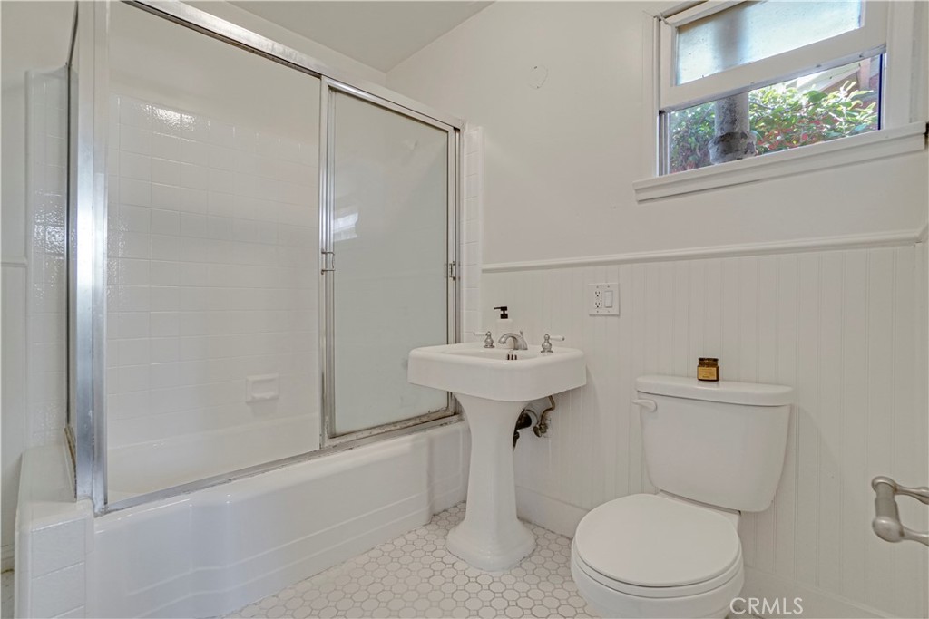 236 Howland Canal Property Photo 13
