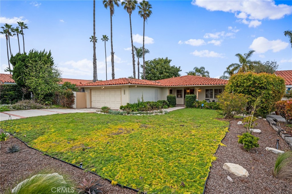1557 Granvia Altamira Property Photo 4