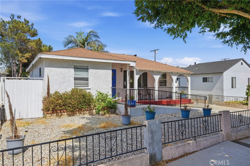 22903 Petroleum Property Photo 3