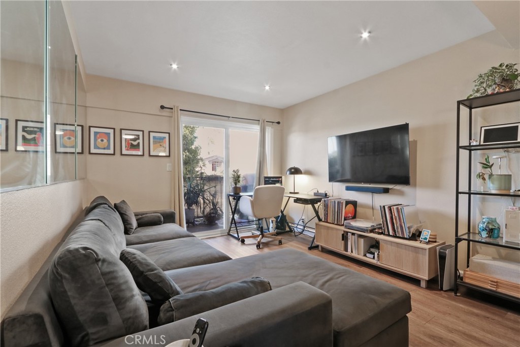 460 Golden 104 Property Photo 2