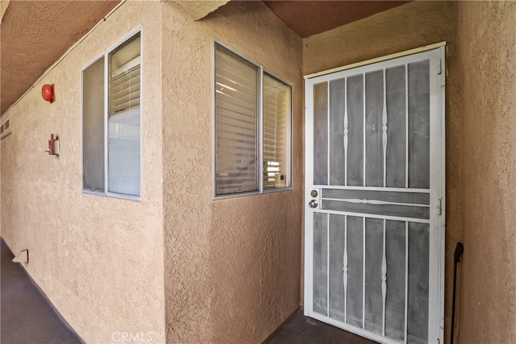 460 Golden 104 Property Photo 11