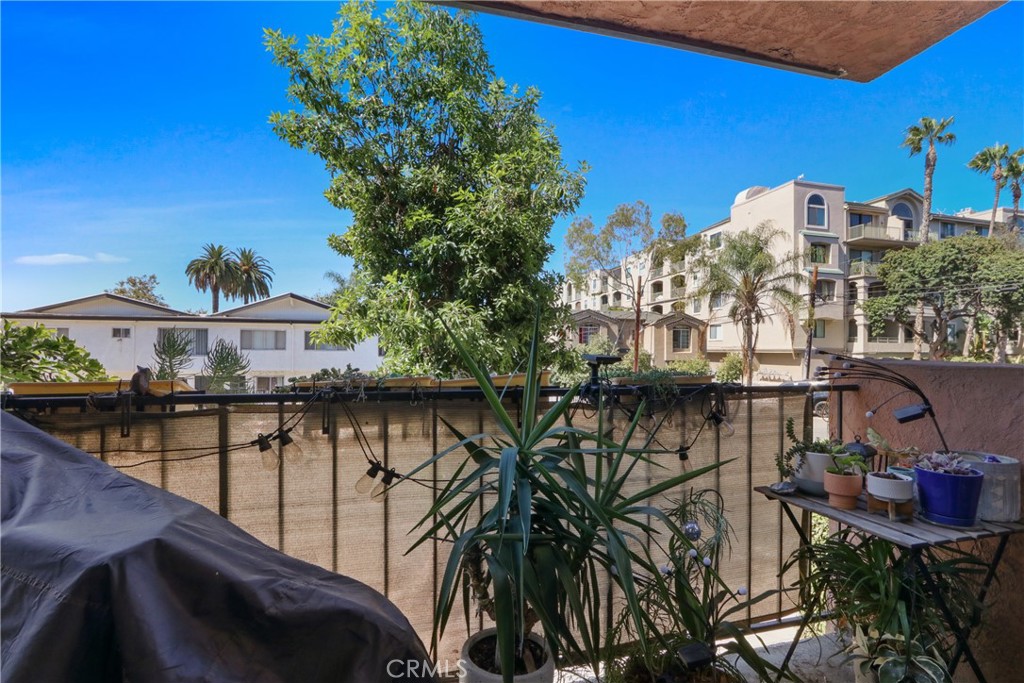 460 Golden 104 Property Photo 12
