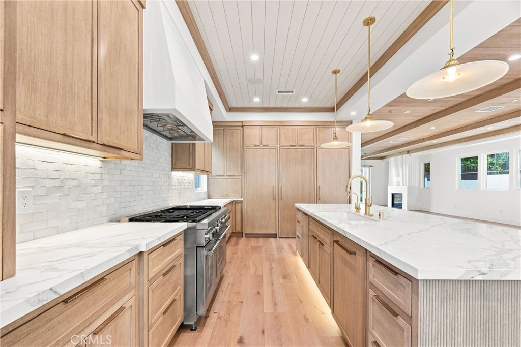 640 33rd Street Property Photo 18