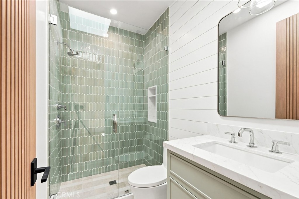 640 33rd Street Property Photo 45