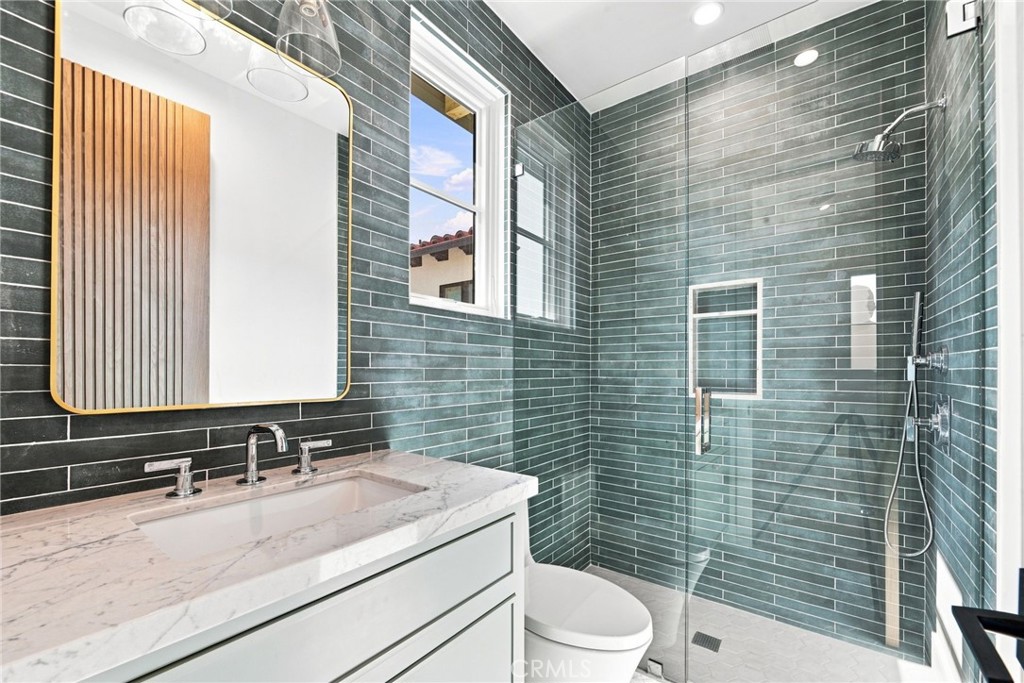640 33rd Street Property Photo 51
