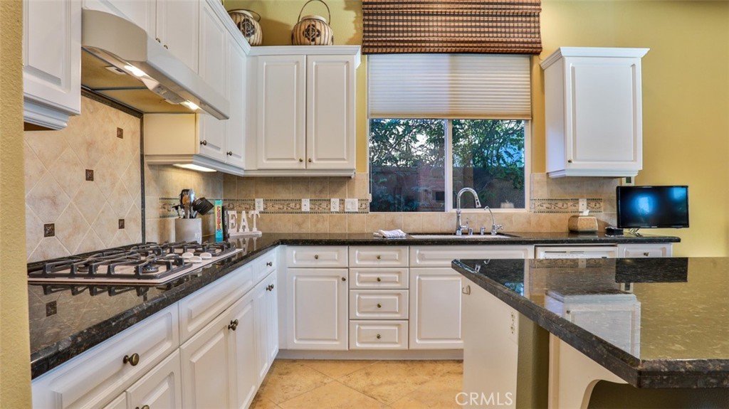 56705 Mountain Property Photo 11
