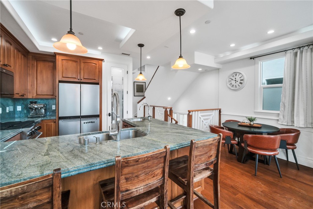 1725 Ford Avenue Property Photo 8