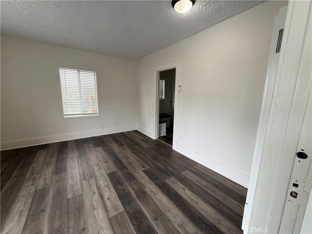 1053 Loma Property Photo 5