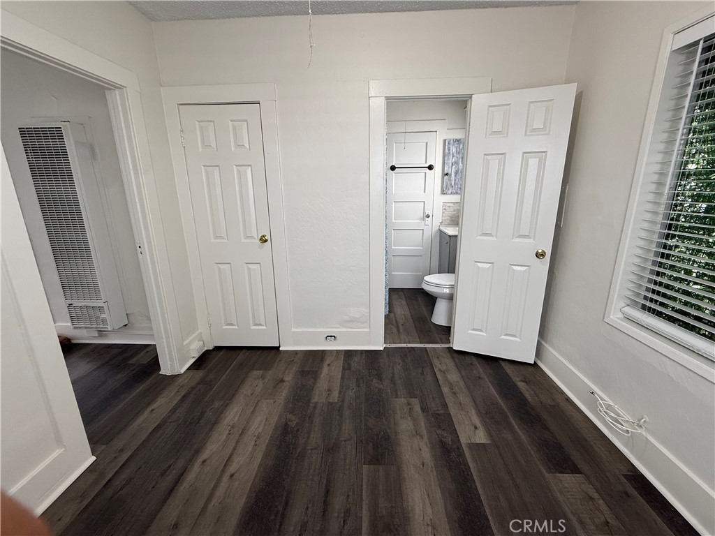1053 Loma Property Photo 10
