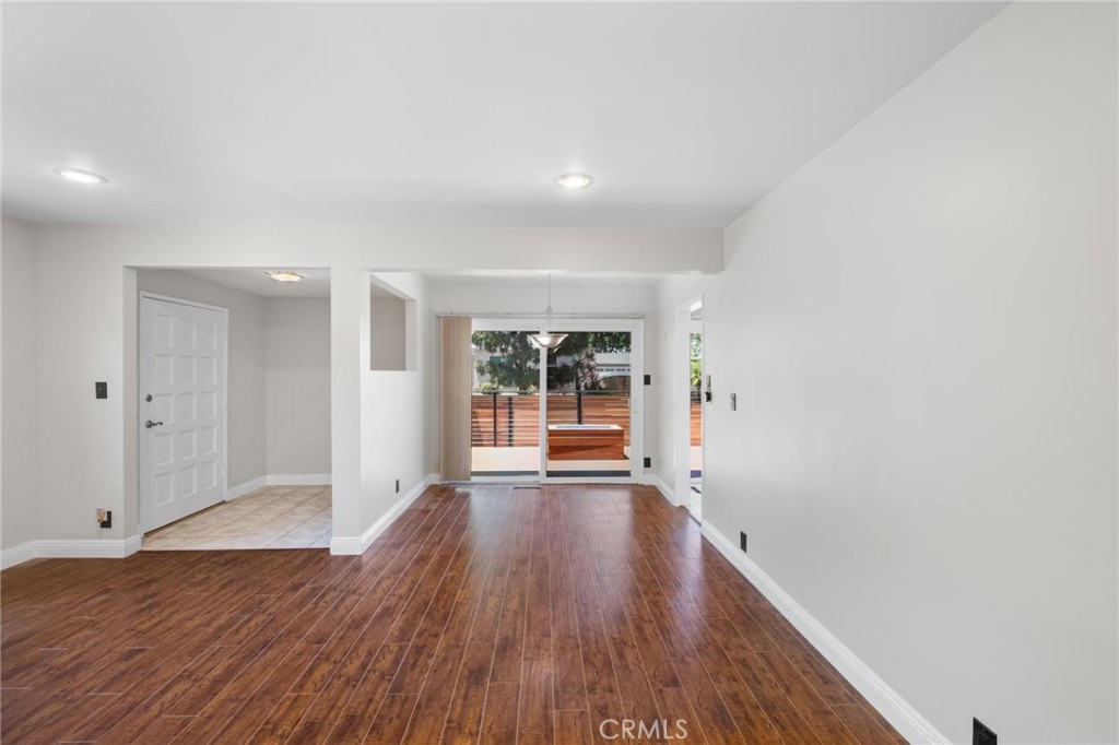 1719 265th Property Photo 6