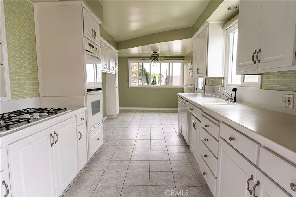 3407 Bowfin Avenue Property Photo 7