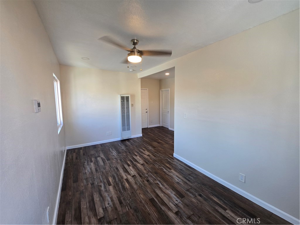 1921 E 6th Street Property Photo 3