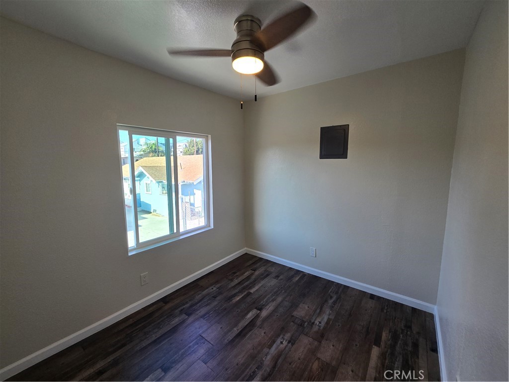 1921 E 6th Street Property Photo 9