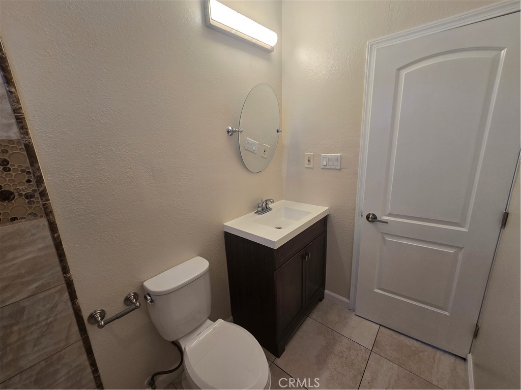 1921 E 6th Street Property Photo 13