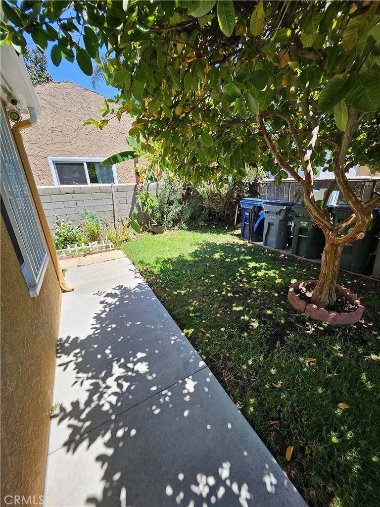 14914 S Denker 1 Property Photo 10