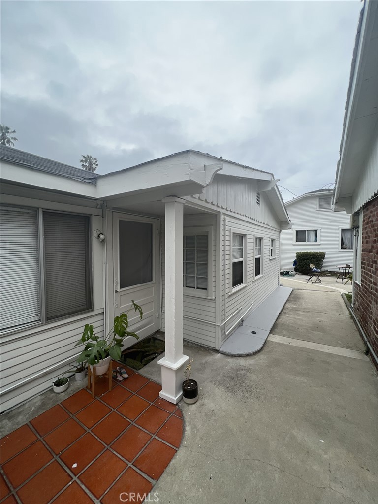 424 S Broadway Property Photo 6