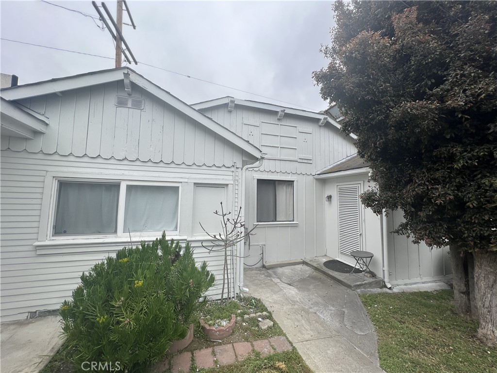 424 S Broadway Property Photo 8
