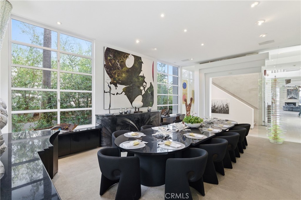 811 John Property Photo 27