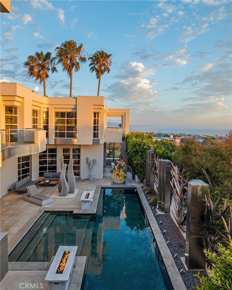 811 John Property Photo 47