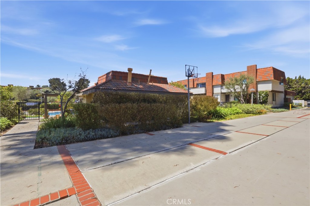 27914 Ridgecove Court N Property Photo 36