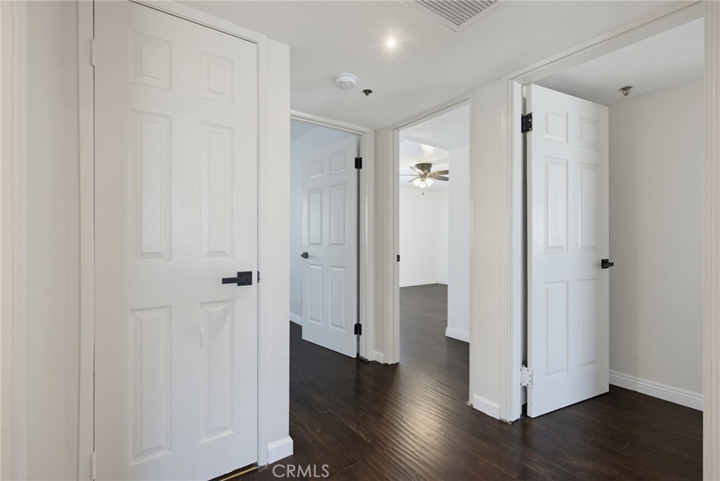 726 Elm Avenue 403 Property Photo 14
