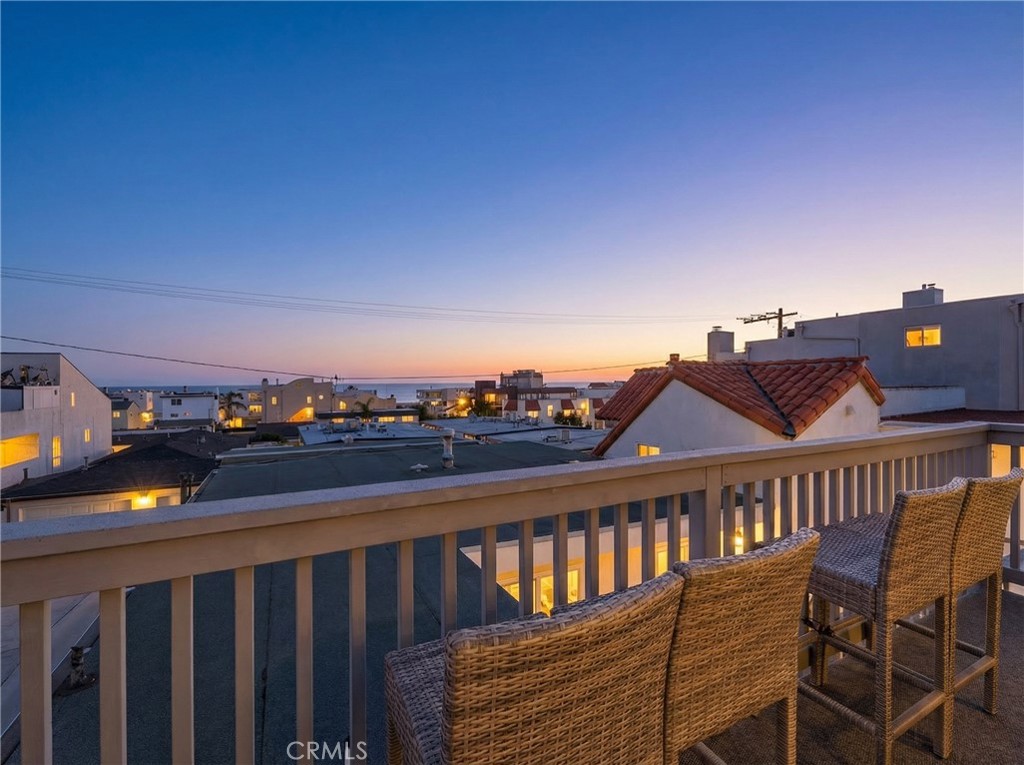 331 Manhattan Avenue Property Photo 3