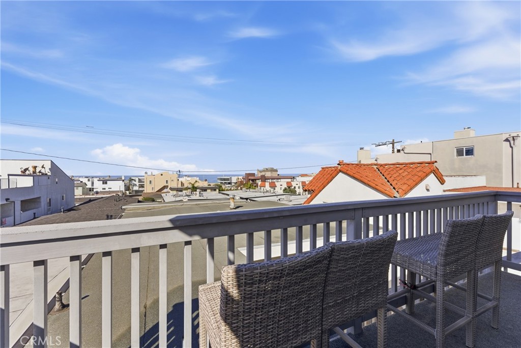 331 Manhattan Avenue Property Photo 8
