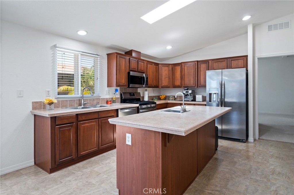 1065 Lomita Boulevard 54 Property Photo 16