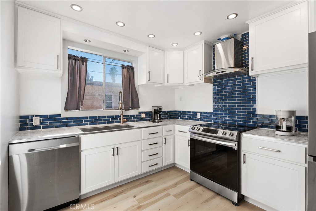527 Cedar Avenue 2e Property Photo 3