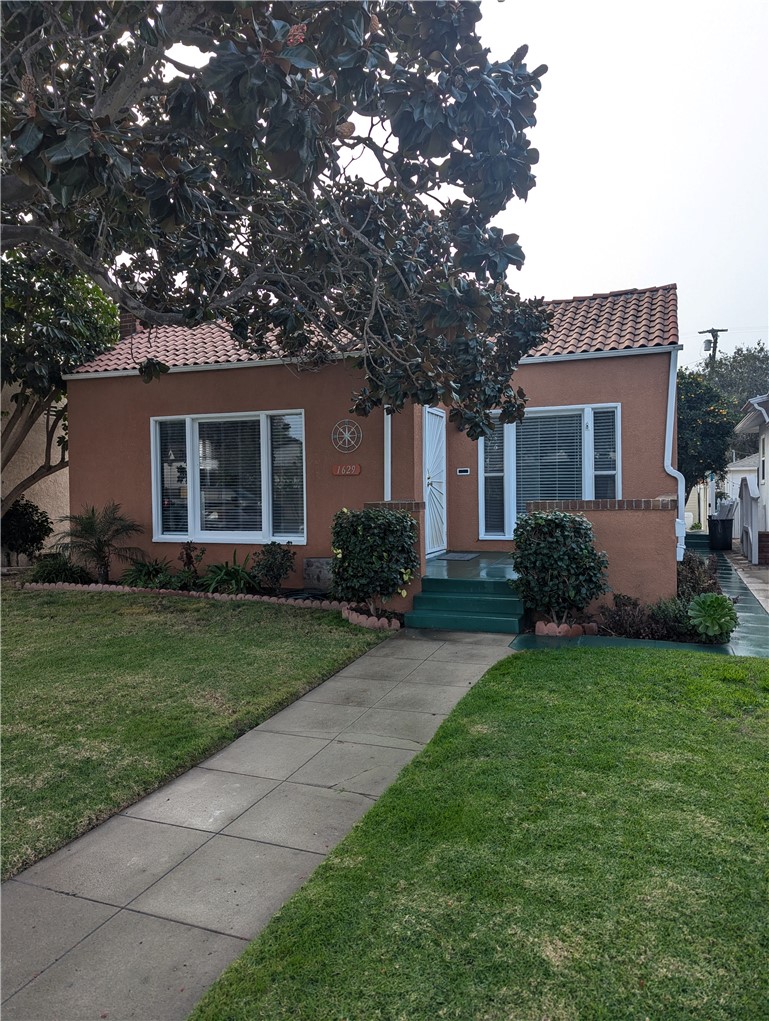 1629 Cota Ave. Property Photo 1