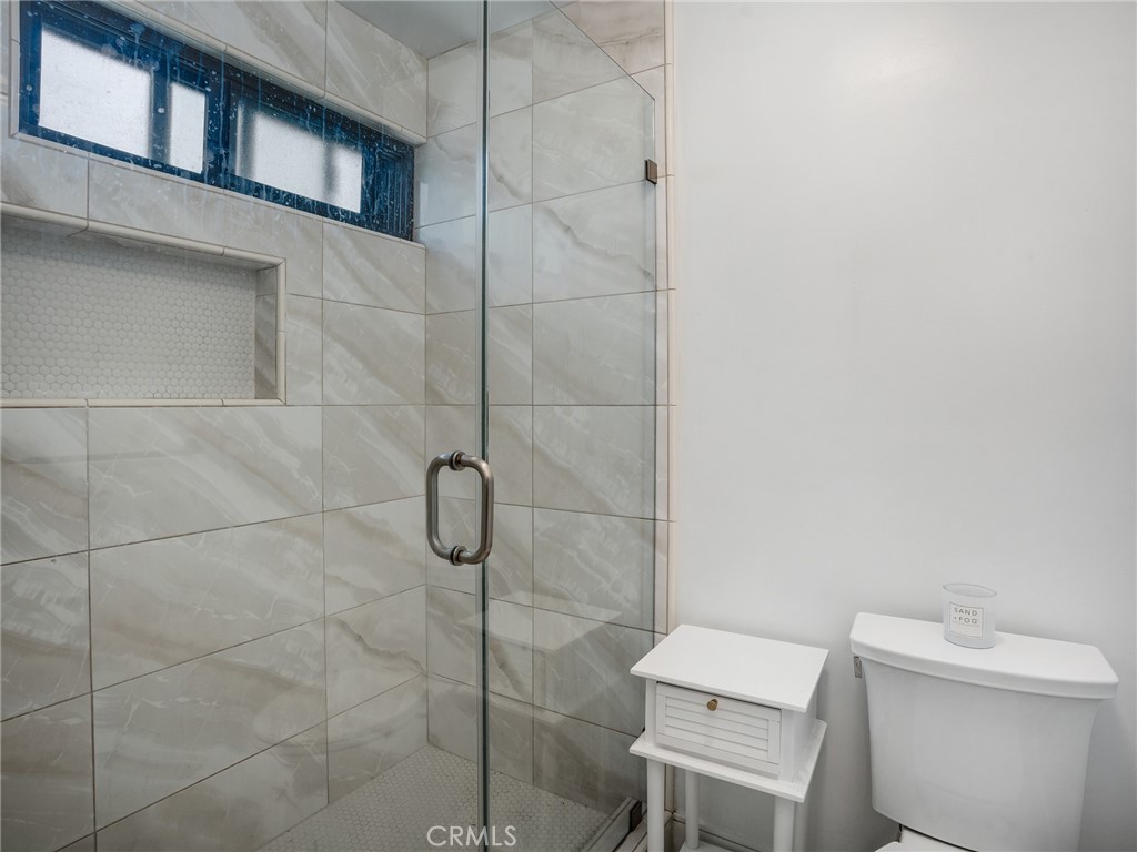 900 Cedar Street 111 Property Photo 14