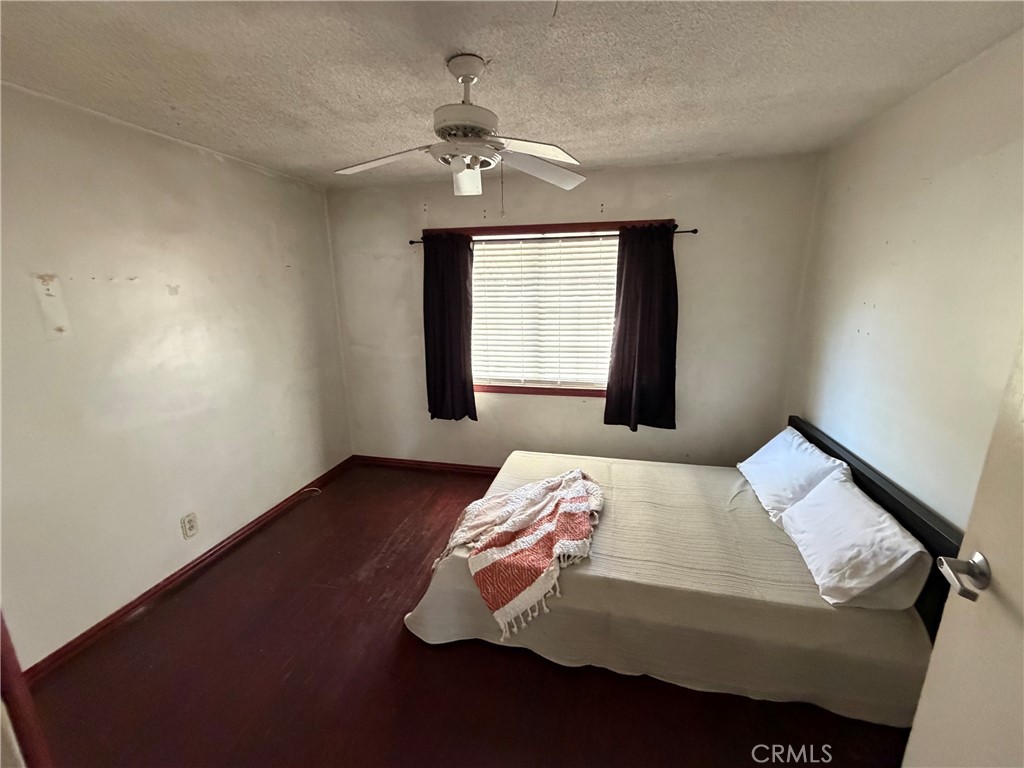 479 Carleton Avenue Property Photo 4