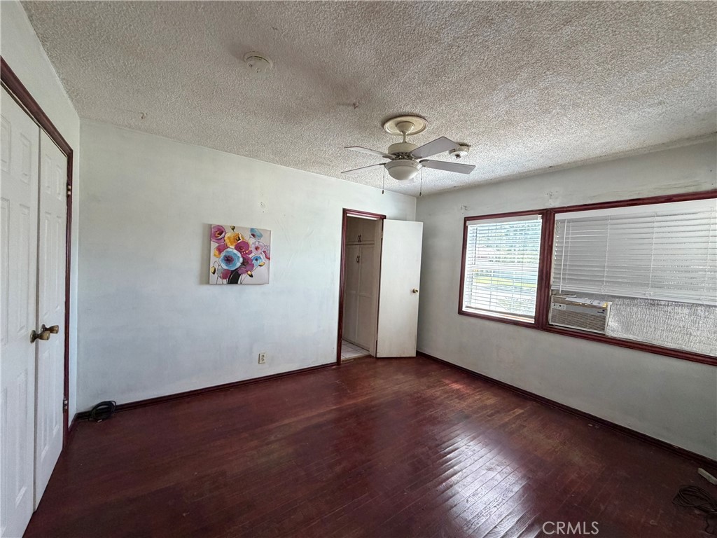 479 Carleton Avenue Property Photo 5