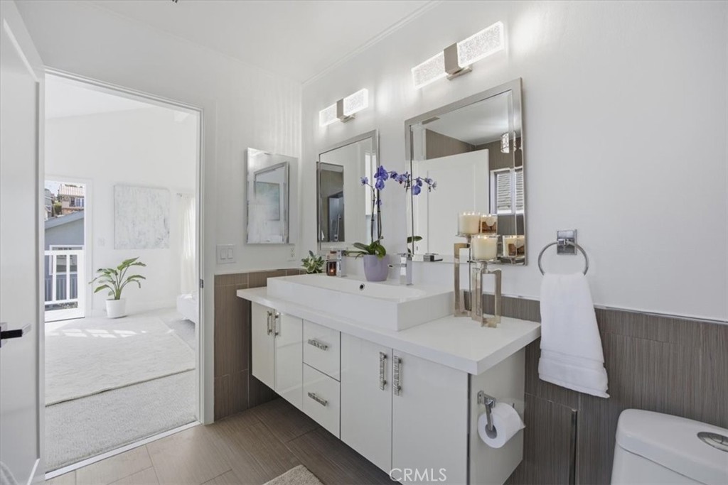 1633 Steinhart Avenue Property Photo 19