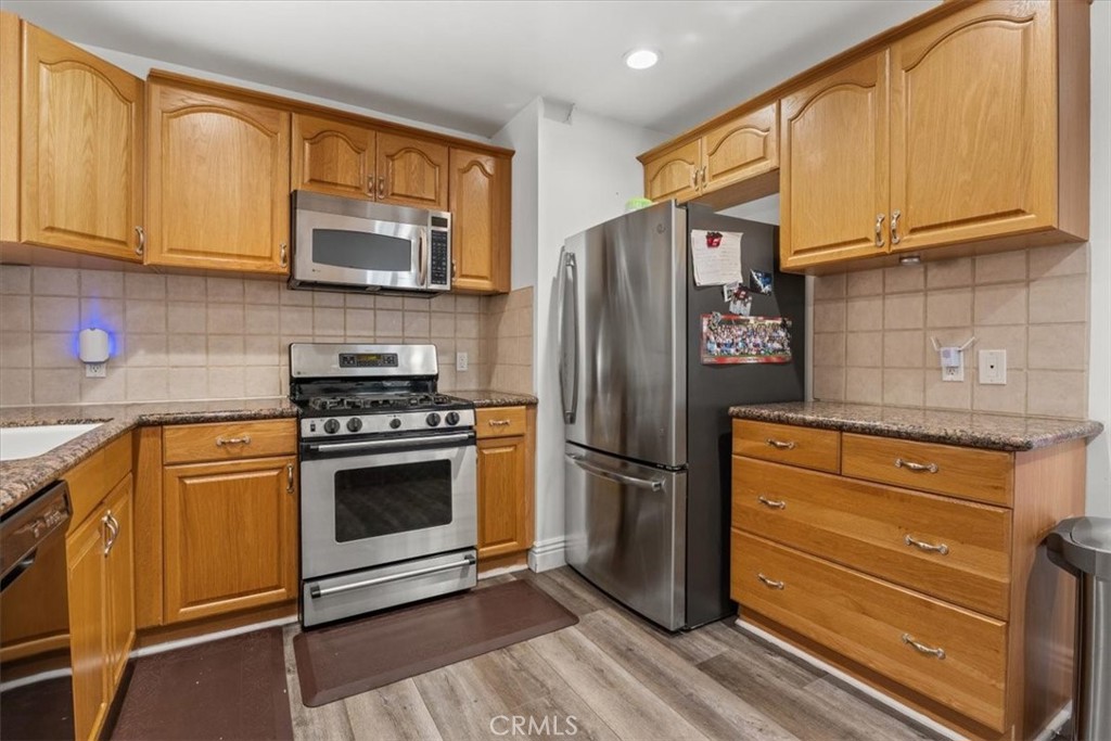 750 Sheldon Street Property Photo 7