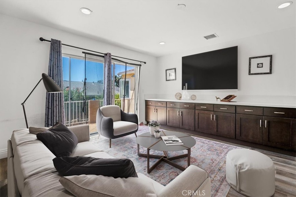 750 Sheldon Street Property Photo 12