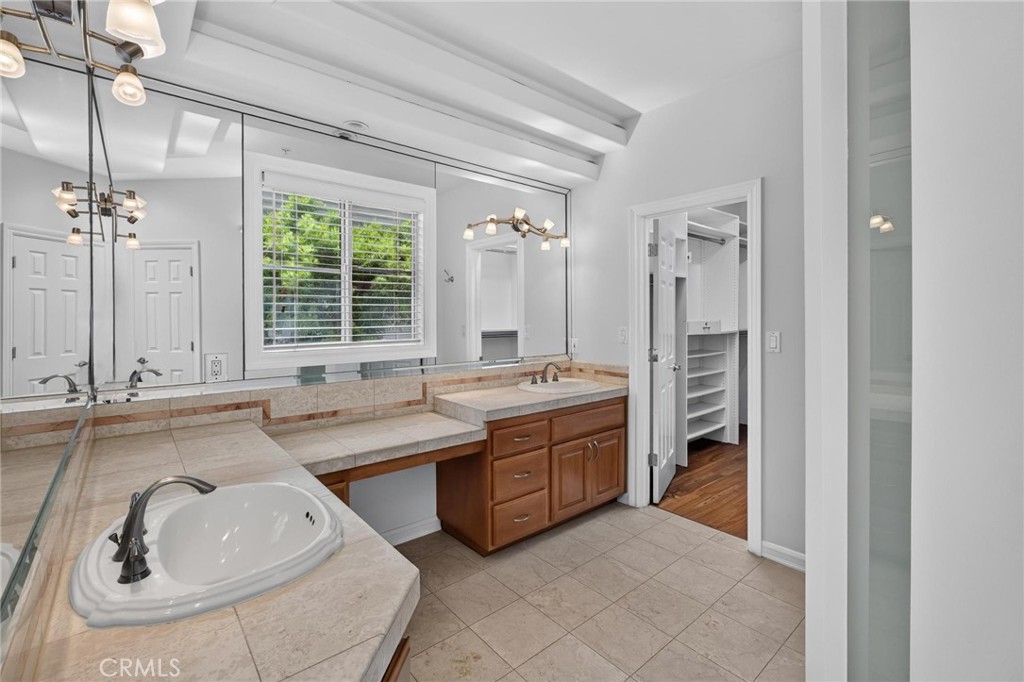 717 Avenue A Property Photo 53