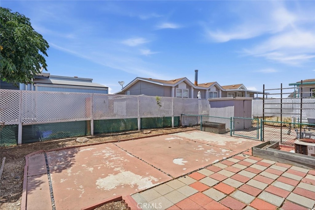 1065 W Lomita Blvd 14 Property Photo 45