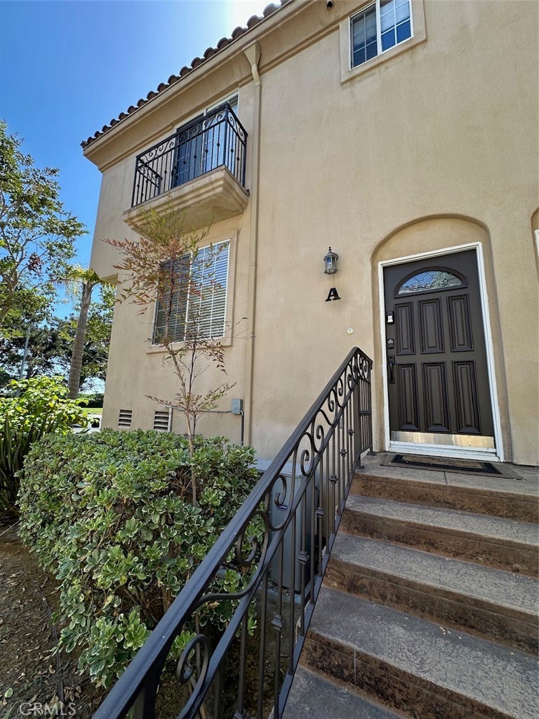 815 Van Ness Ave Unit A Property Photo 1