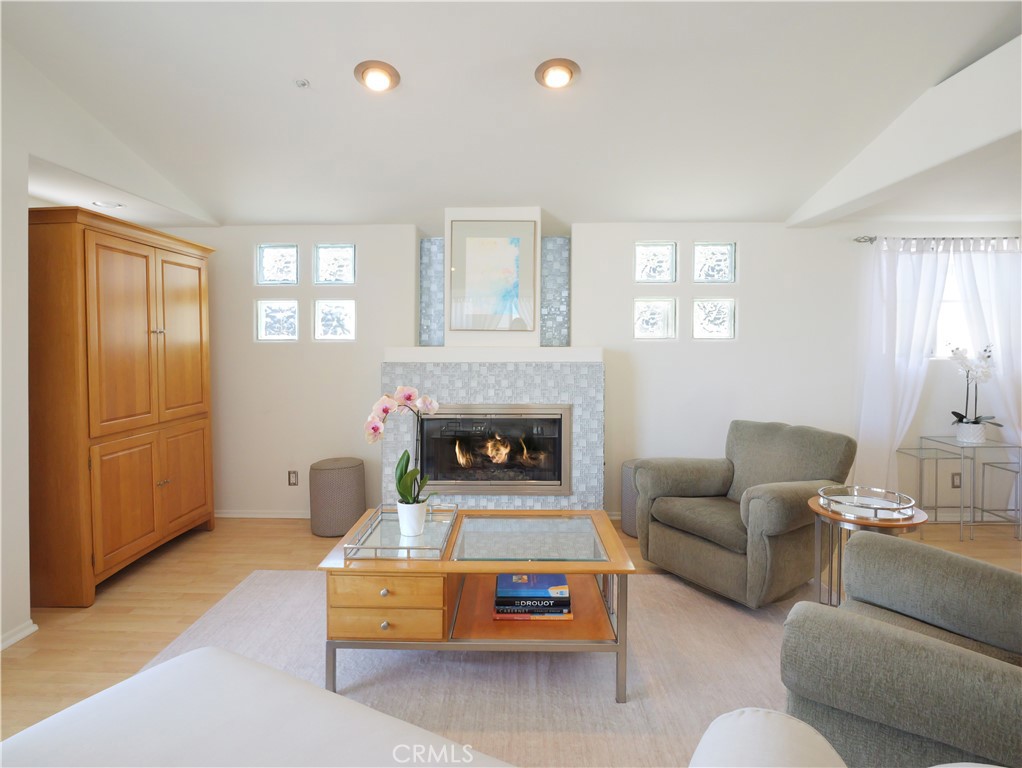 440 Marine Place Property Photo 10