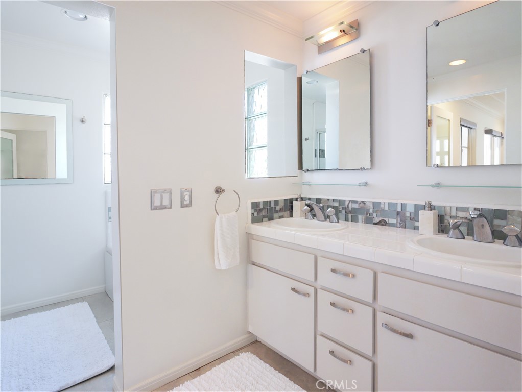 440 Marine Place Property Photo 26
