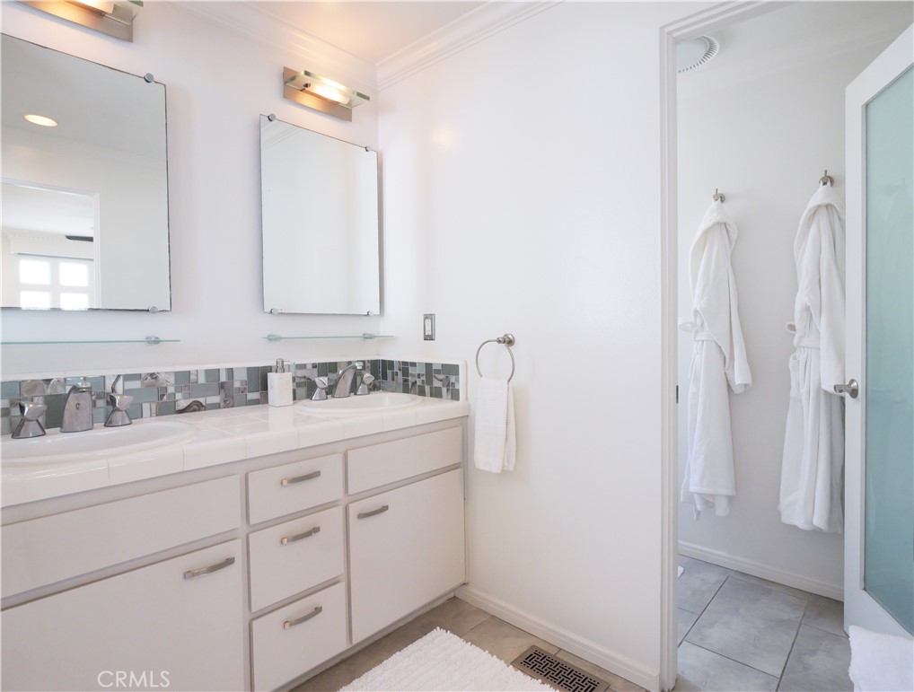 440 Marine Place Property Photo 27