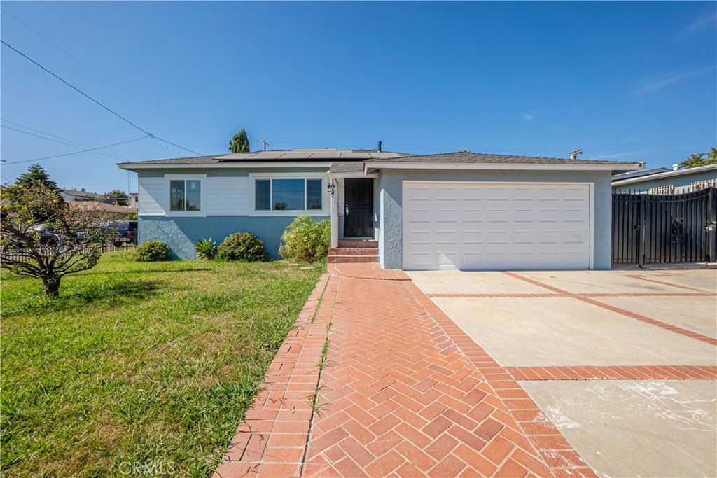 1087 253rd Street Property Photo 1