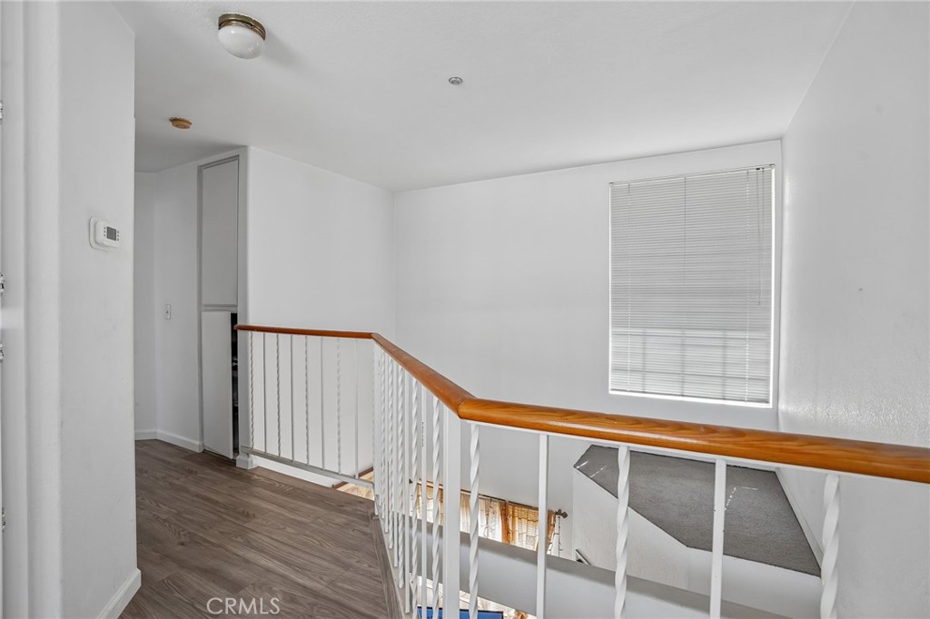 321 W Queen Street 20 Property Photo 7