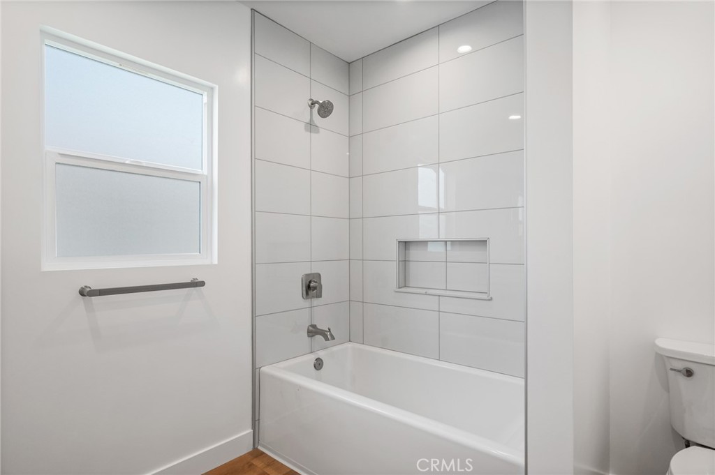 2715 W Hardy Street Property Photo 22