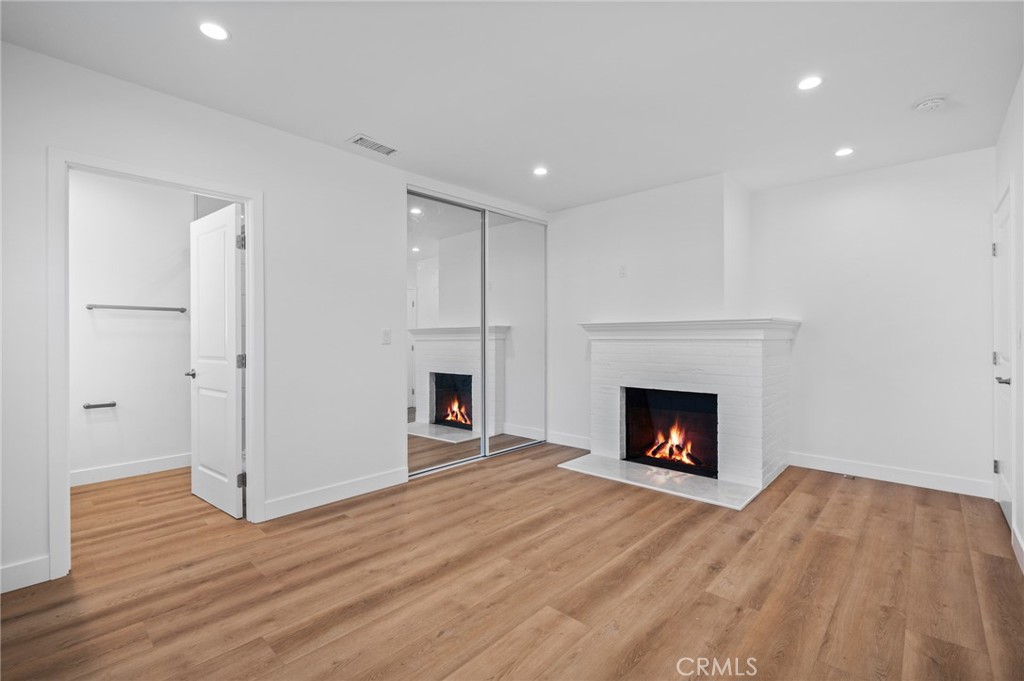 2715 W Hardy Street Property Photo 26