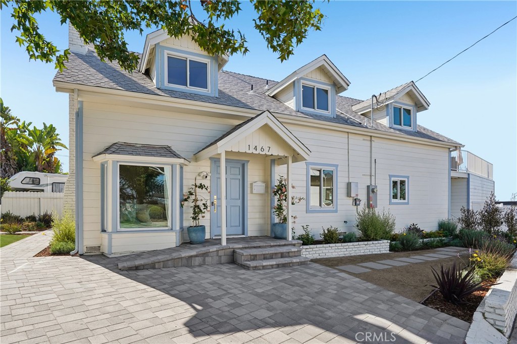 1467 11th Property Photo 1