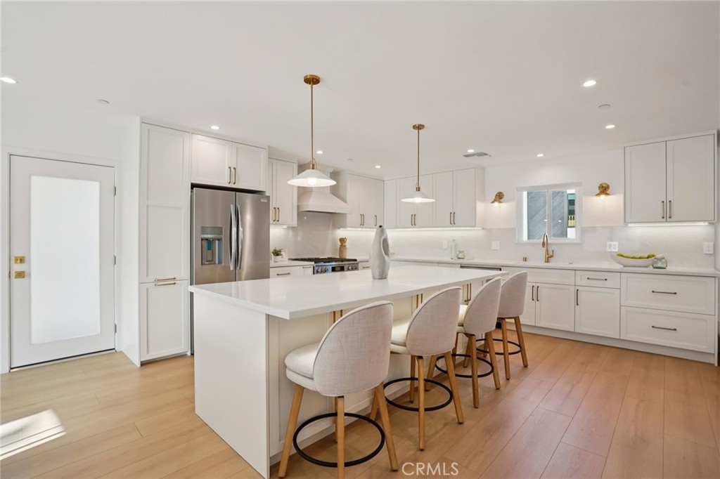 1467 11th Property Photo 11