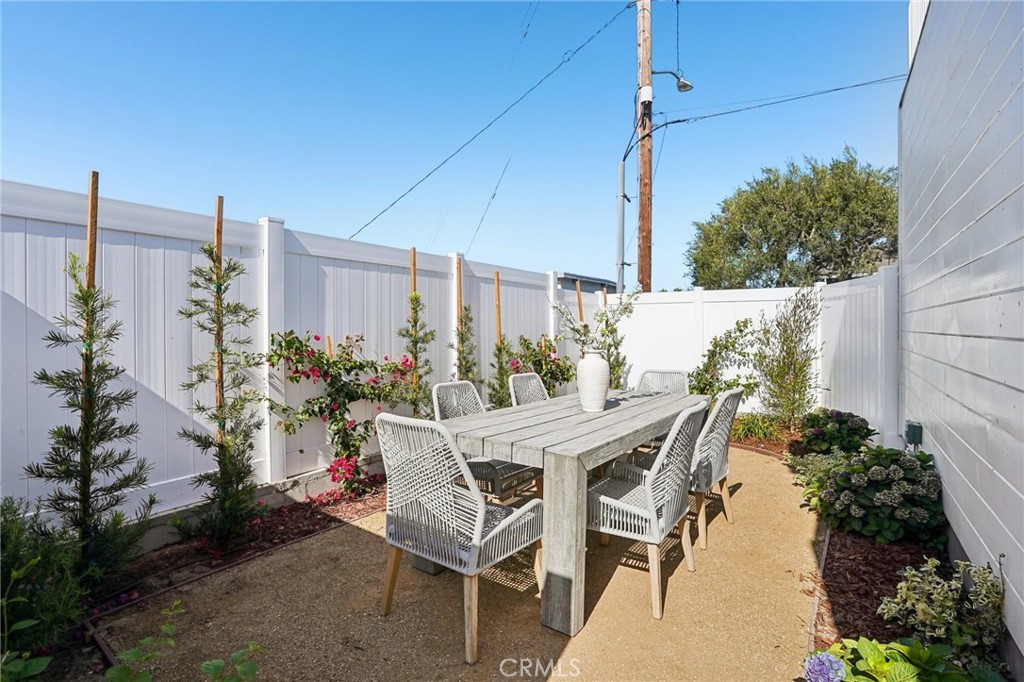1467 11th Property Photo 27